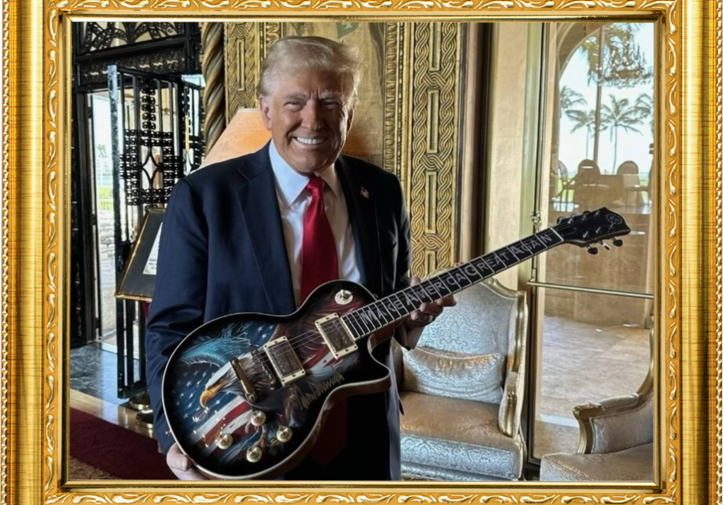 Donald trump avec une guitare Gibson aux couleurs de l'amérique